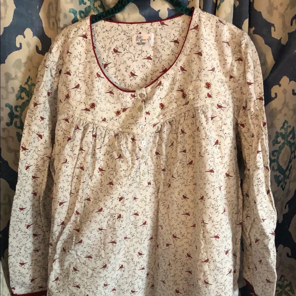 Aria flannel nightgown with cardinals XL